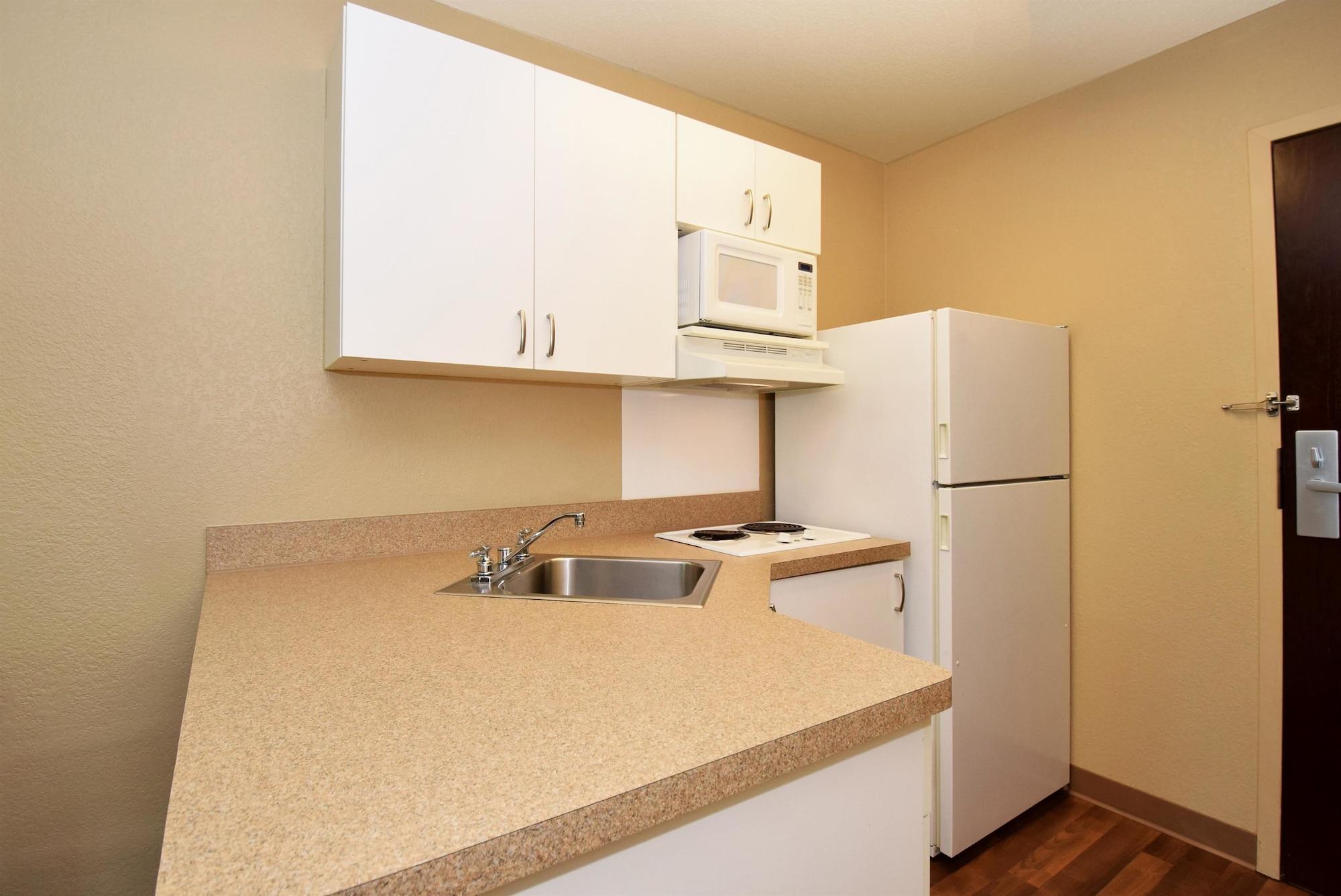 Extended Stay America Suites - Orange County - Katella Ave Dış mekan fotoğraf