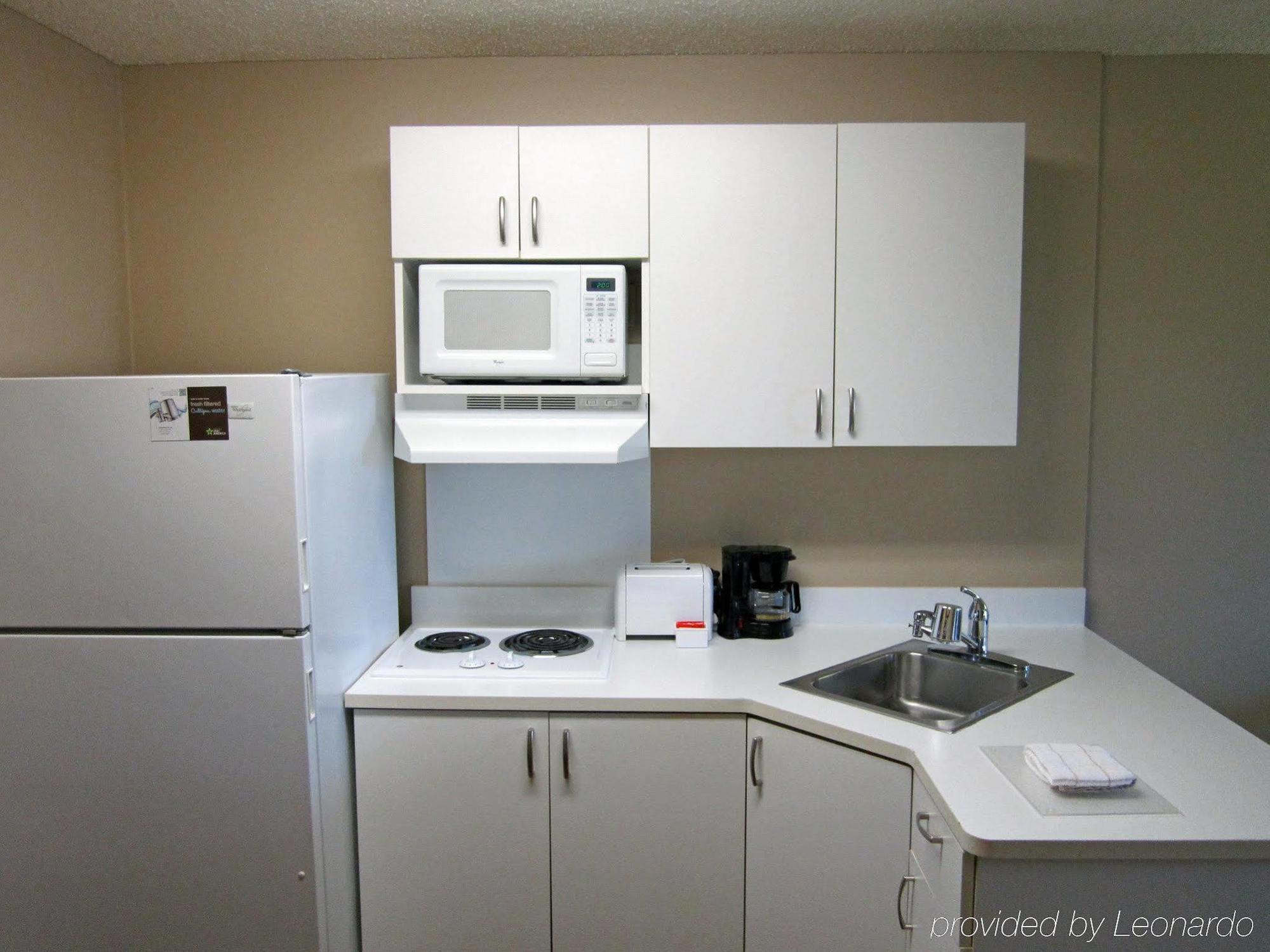 Extended Stay America Suites - Orange County - Katella Ave Dış mekan fotoğraf